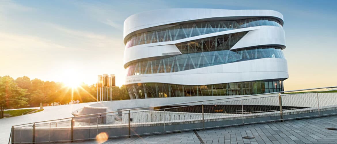 Old Cars is going to Germany – Our destination hot spots no. 6 & 7 : The Mercedes-Benz factory and Mercedes-Benz museum